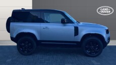 Land Rover Defender 2.0 P300 X-Dynamic HSE 90 3dr Auto Petrol Estate